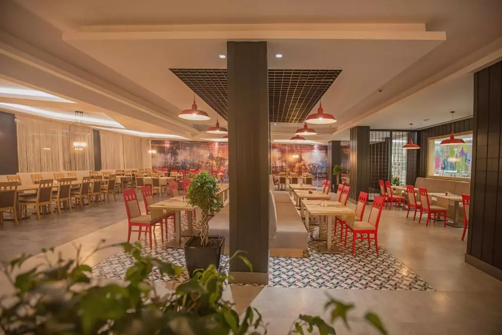 هتل اینویستا بلک آنتالیا